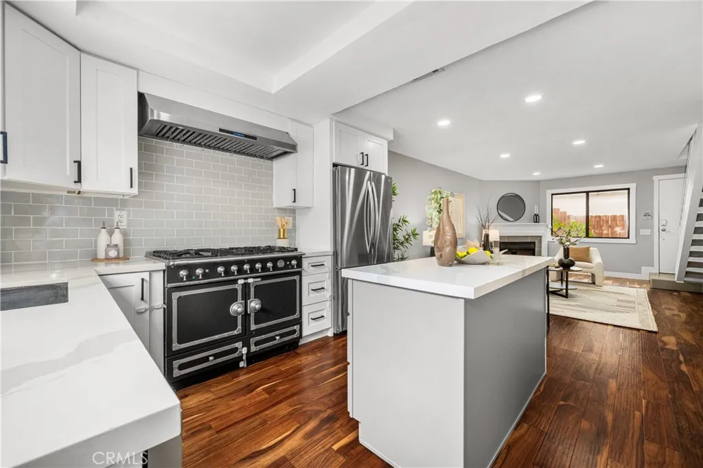 Additional image 27 of 2061 Chatsworth Blvd Unit 5, San Diego, CA 92107