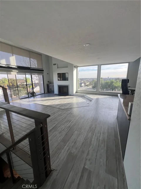 2099 Temple Ave Unit 1, Signal Hill, CA MLS: PW25018836