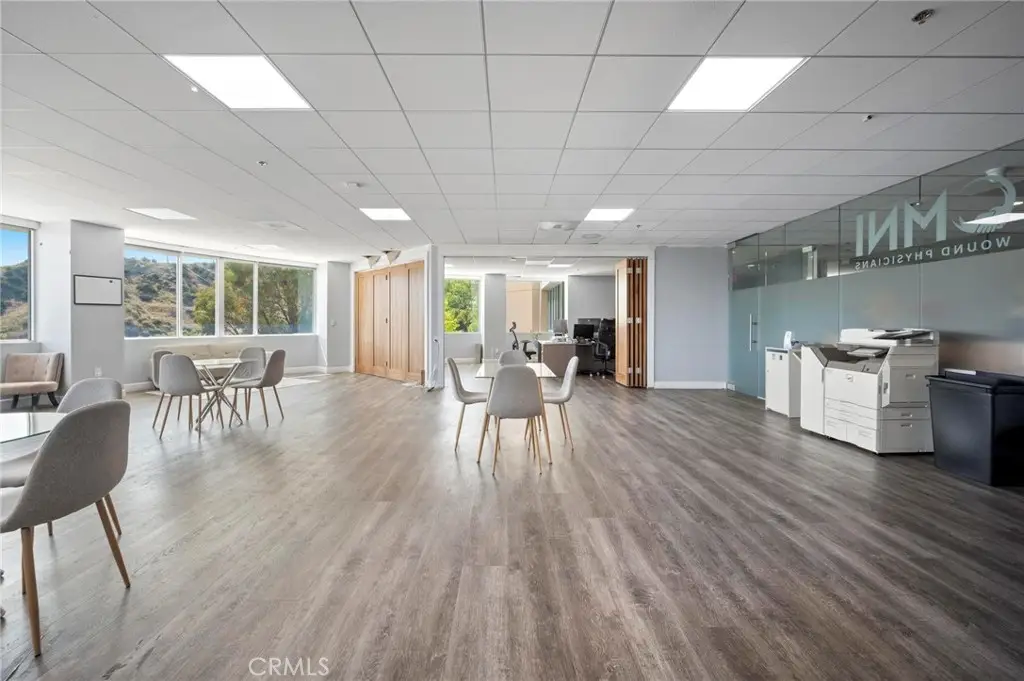 Additional image 47 of 28212 Kelly Johnson Parkway Unit 200, Valencia, CA 91355