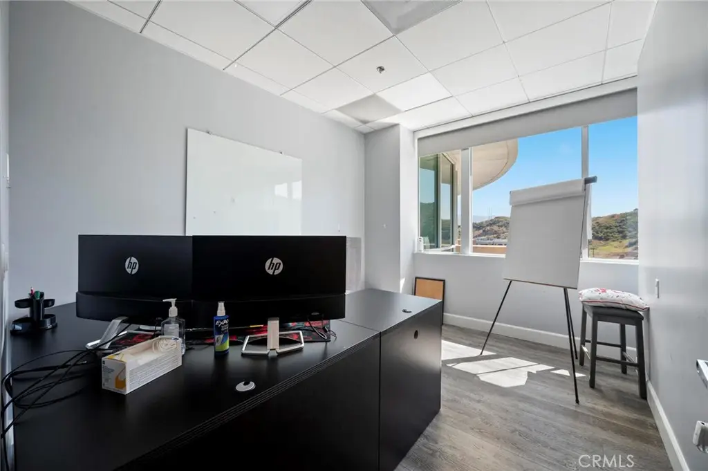 Additional image 57 of 28212 Kelly Johnson Parkway Unit 200, Valencia, CA 91355