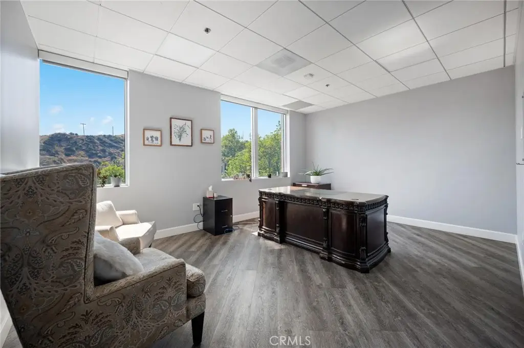 Additional image 52 of 28212 Kelly Johnson Parkway Unit 200, Valencia, CA 91355
