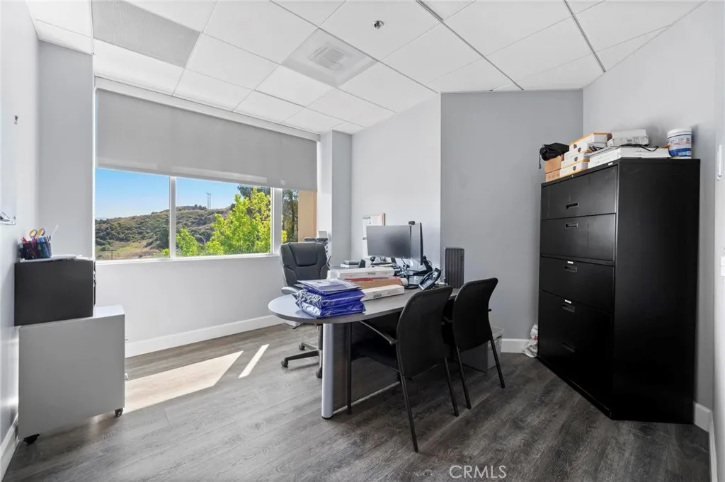 Additional image 56 of 28212 Kelly Johnson Parkway Unit 200, Valencia, CA 91355