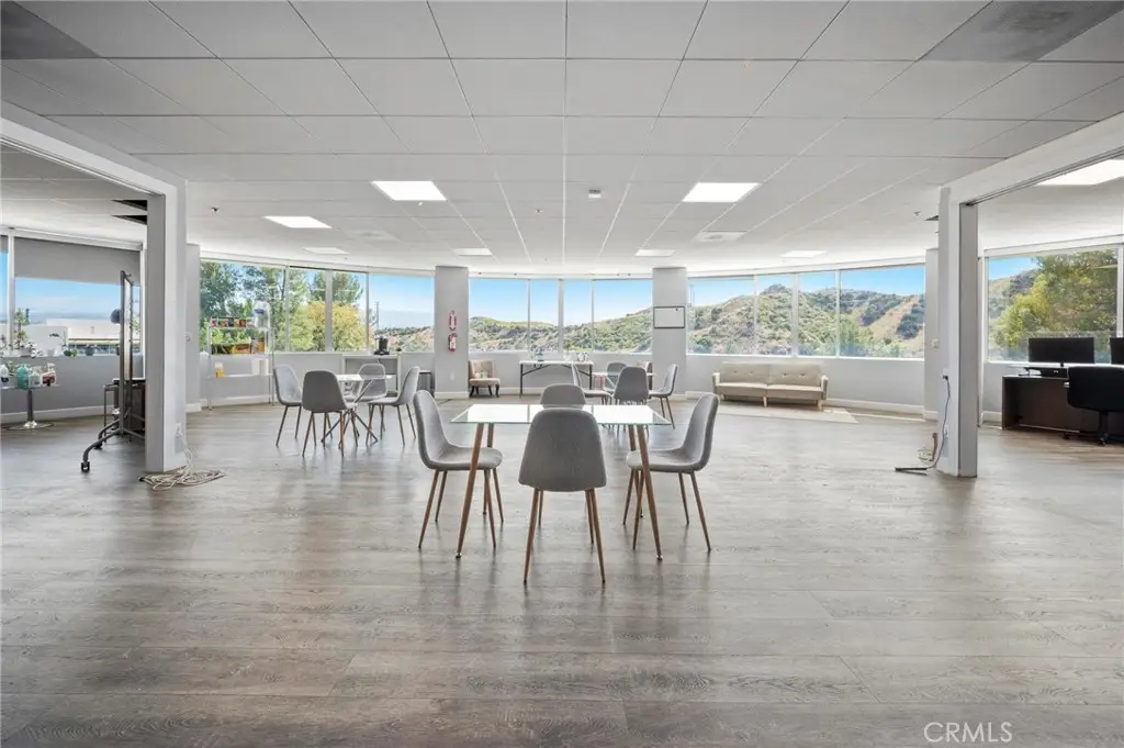 Additional image 43 of 28212 Kelly Johnson Parkway Unit 200, Valencia, CA 91355