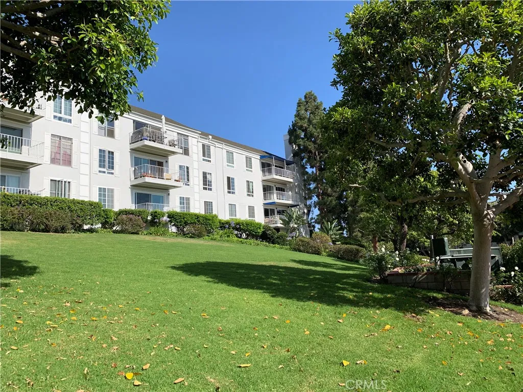 Additional image 13 of 102 Scholz Plz Unit 228, Newport Beach, CA 92663