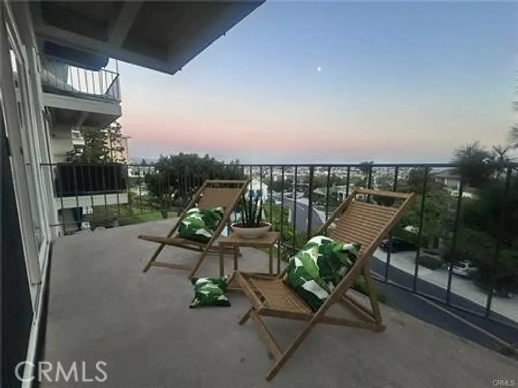 Additional image 27 of 102 Scholz Plz Unit 228, Newport Beach, CA 92663
