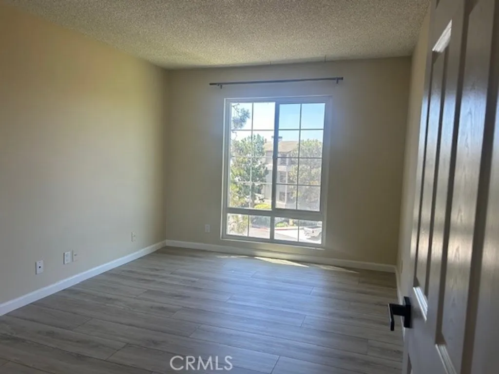 Additional image 21 of 102 Scholz Plz Unit 228, Newport Beach, CA 92663