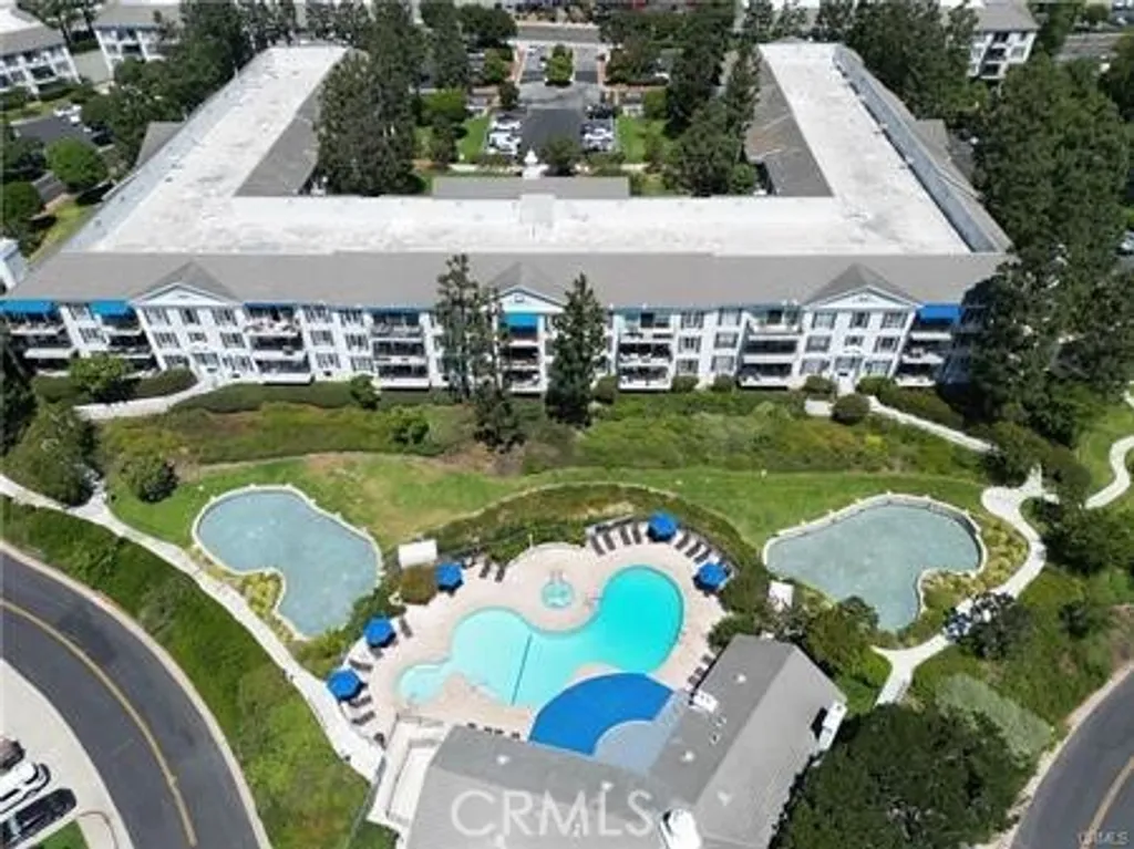 Additional image 2 of 102 Scholz Plz Unit 228, Newport Beach, CA 92663