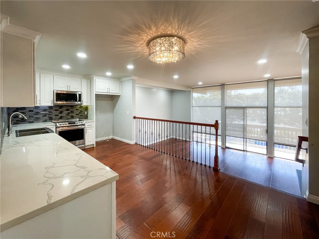 9226 Marina Pacifica Drive N, Long Beach, CA 90803 - MLS#: PW23065261