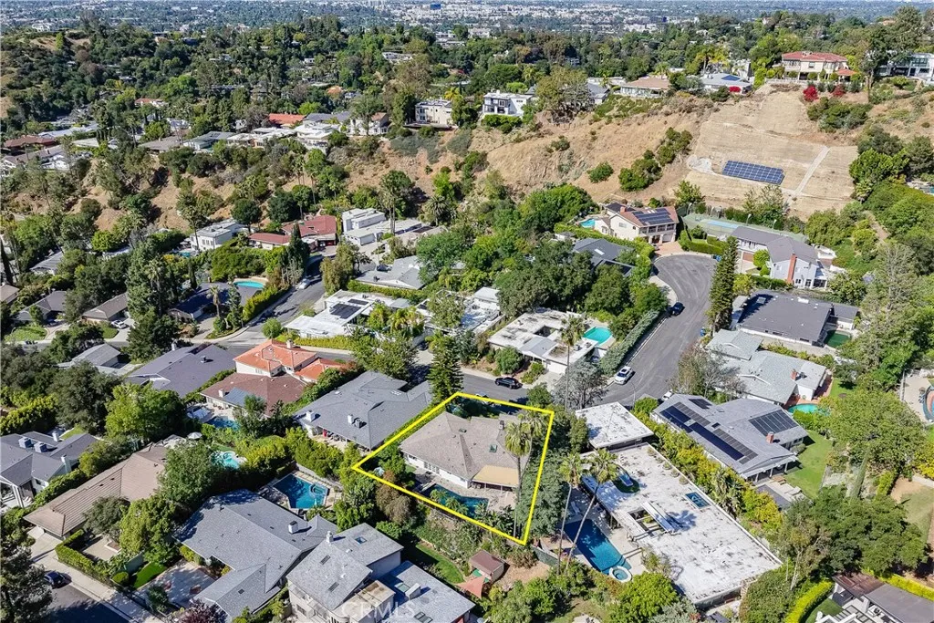 Additional image 78 of 11500 Dona Cecilia Dr, Studio City, CA 91604