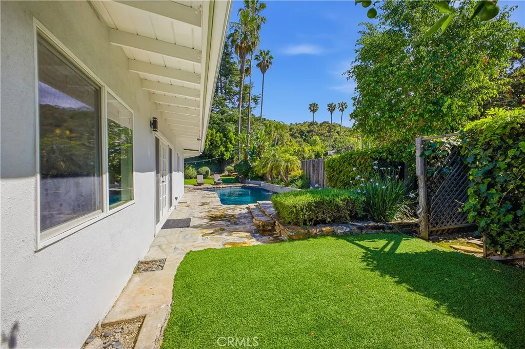 Additional image 34 of 11500 Dona Cecilia Dr, Studio City, CA 91604