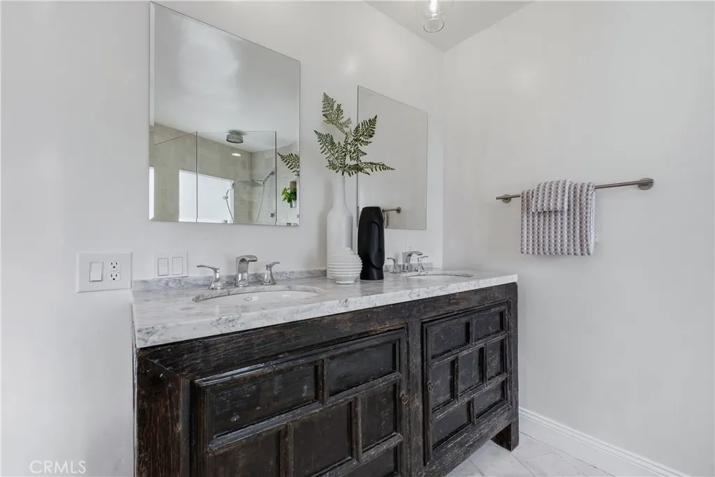 Additional image 62 of 11500 Dona Cecilia Dr, Studio City, CA 91604