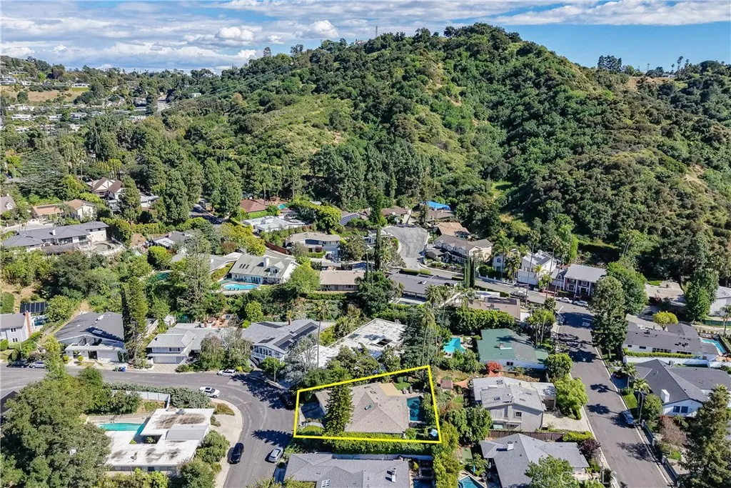 Additional image 77 of 11500 Dona Cecilia Dr, Studio City, CA 91604