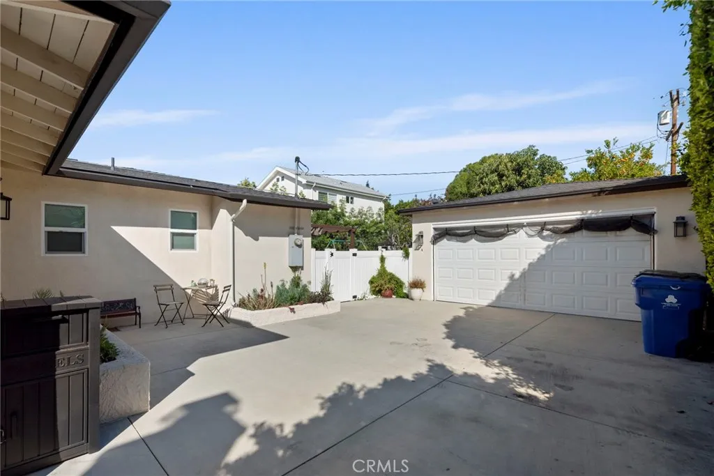 Additional image 50 of 14729 Bassett St, Van Nuys, CA 91405