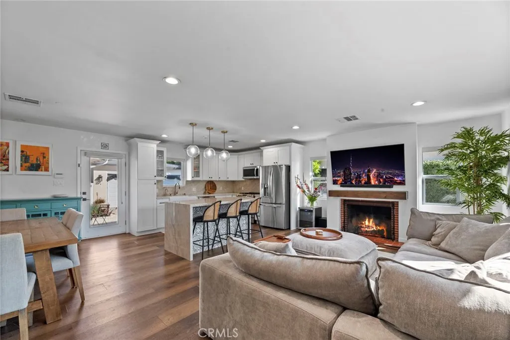 Additional image 31 of 14729 Bassett St, Van Nuys, CA 91405