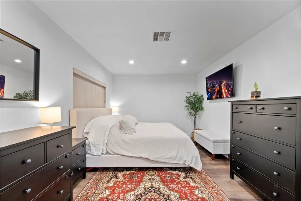 Additional image 40 of 14729 Bassett St, Van Nuys, CA 91405