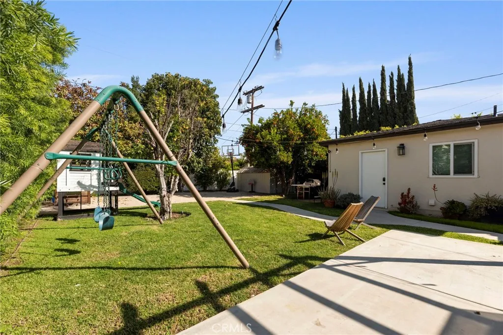 Additional image 23 of 14729 Bassett St, Van Nuys, CA 91405