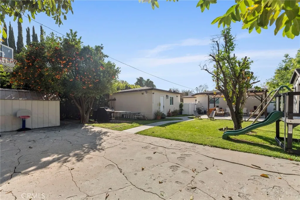 Additional image 49 of 14729 Bassett St, Van Nuys, CA 91405