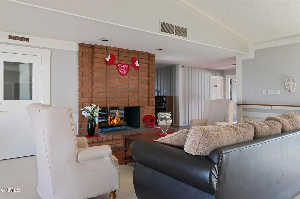 Additional image 89 of 6 Wisteria Way Unit 6, Ventura, CA 93004