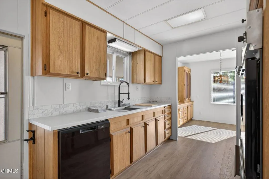 Additional image 65 of 6 Wisteria Way Unit 6, Ventura, CA 93004