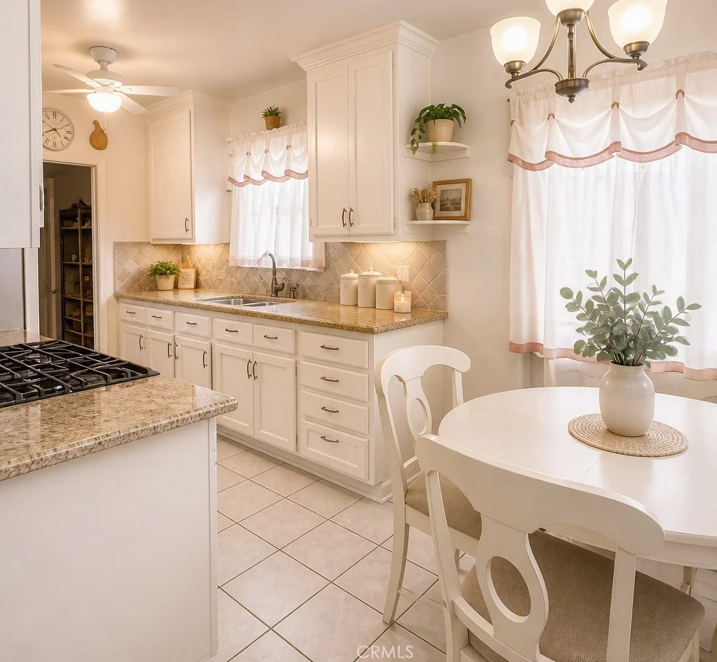 11927 Haas Ave, Hawthorne, CA 90250