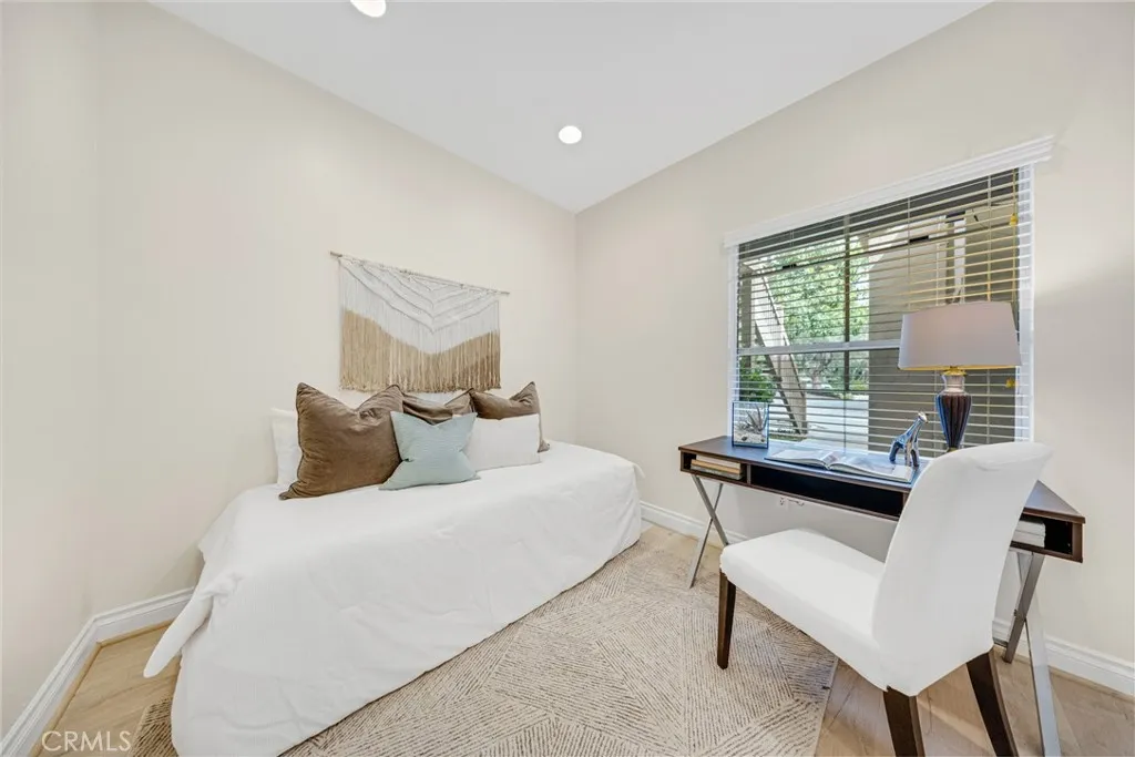 Additional image 29 of 27 Timbre, Rancho Santa Margarita, CA 92688