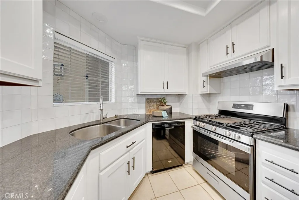 Additional image 21 of 27 Timbre, Rancho Santa Margarita, CA 92688