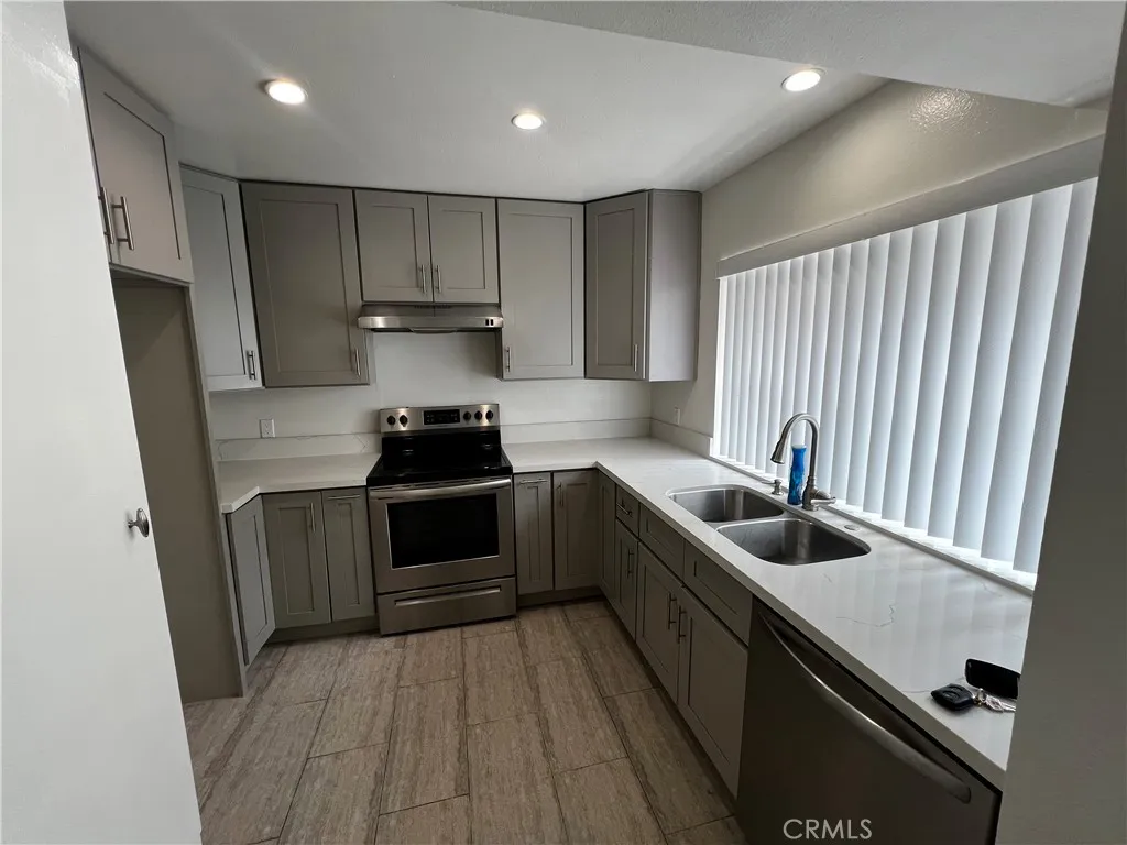 Additional image 20 of 18511 Mayall Street Unit A, Northridge, CA 91324