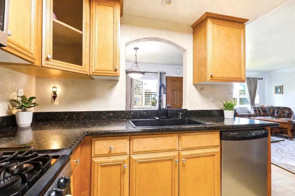 Additional image 10 of 5004 Los Morros Way Unit 2, Oceanside, CA 92057