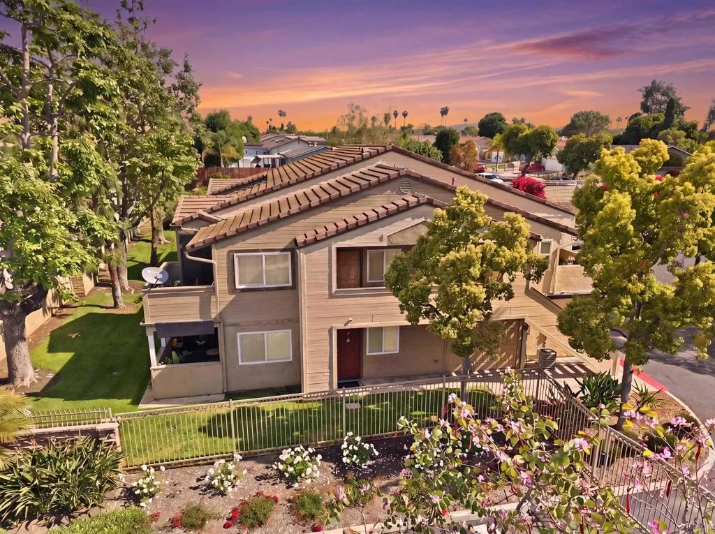 Additional image 2 of 5004 Los Morros Way Unit 2, Oceanside, CA 92057