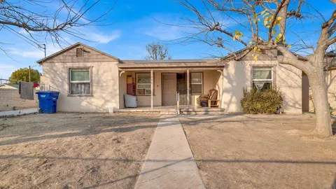 986 Merritt Drive, El Cajon, CA MLS: PTP2502228