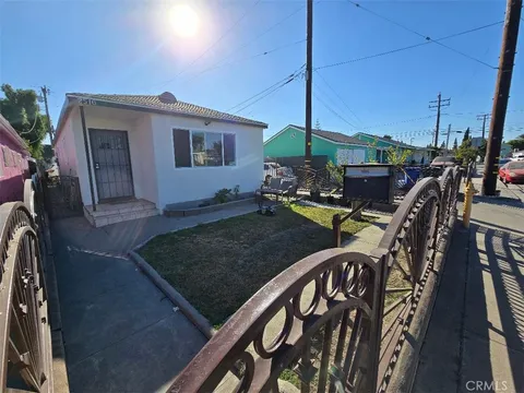 2516 E 131st Street, Compton, CA MLS: DW25008459