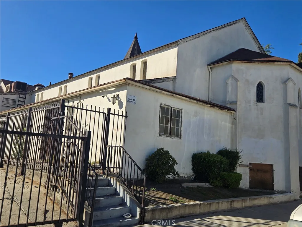 Additional image 9 of 7405 Normandie Avenue, Los Angeles, CA 90044