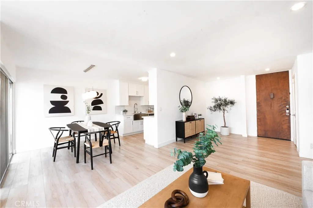 6050 Canterbury Dr Unit F324  