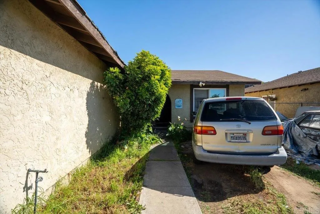 Additional image 10 of 129 Diza Rd, San Ysidro, CA 92173