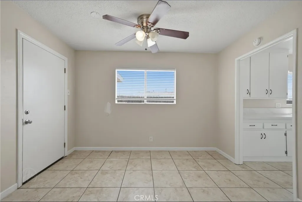 Additional image 38 of 2540 Lynwood St, Bakersfield, CA 93306