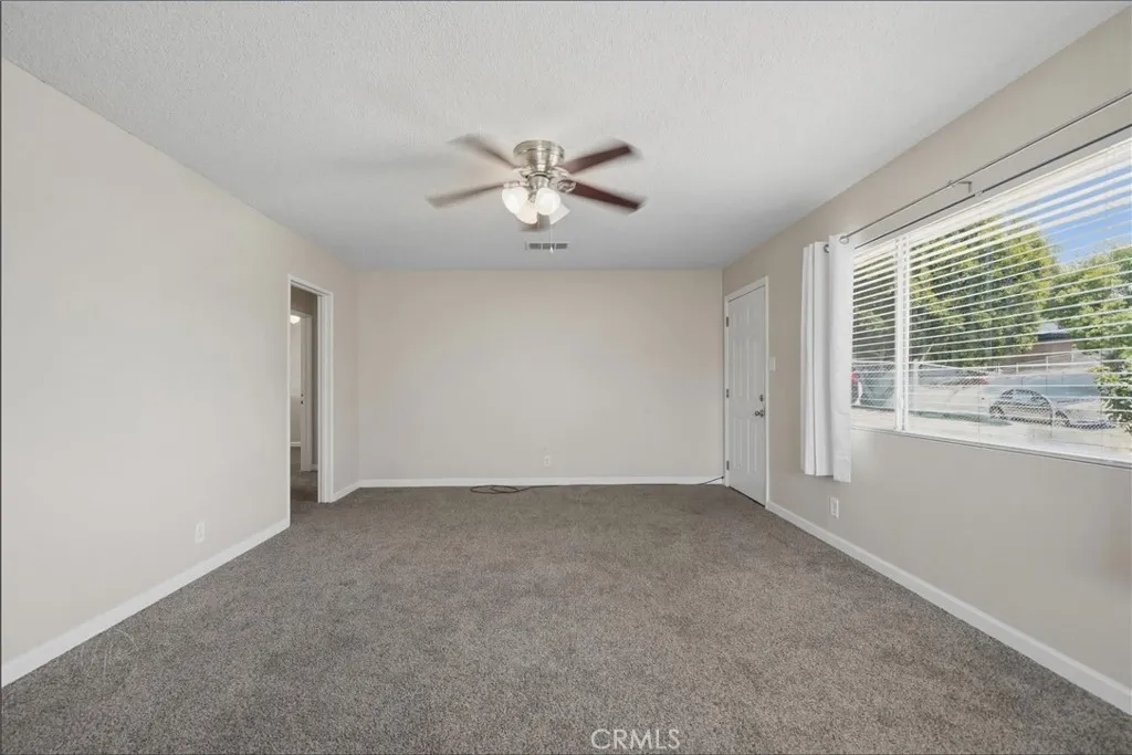 Additional image 39 of 2540 Lynwood St, Bakersfield, CA 93306