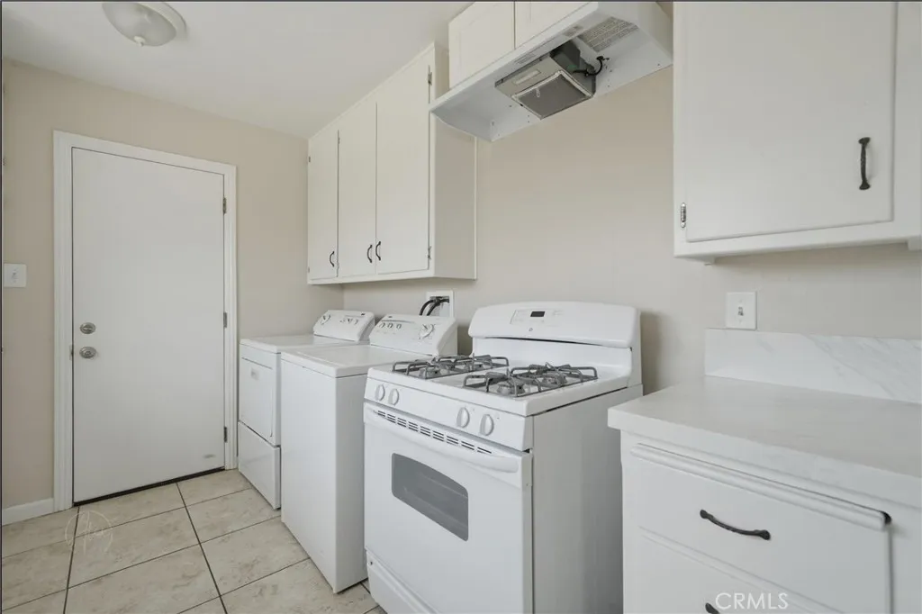 Additional image 42 of 2540 Lynwood St, Bakersfield, CA 93306