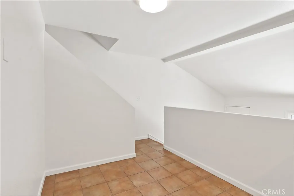 Additional image 62 of 734 Ohio Avenue Unit B, Long Beach, CA 90804