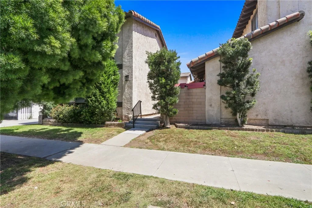 Additional image 76 of 734 Ohio Avenue Unit B, Long Beach, CA 90804