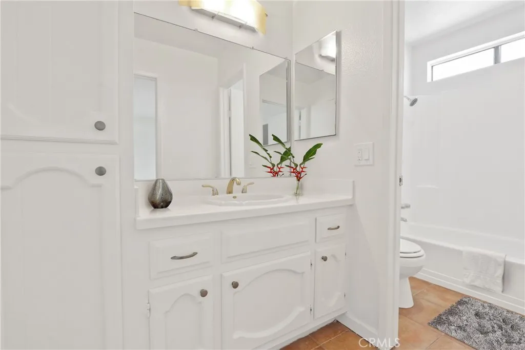 Additional image 63 of 734 Ohio Avenue Unit B, Long Beach, CA 90804