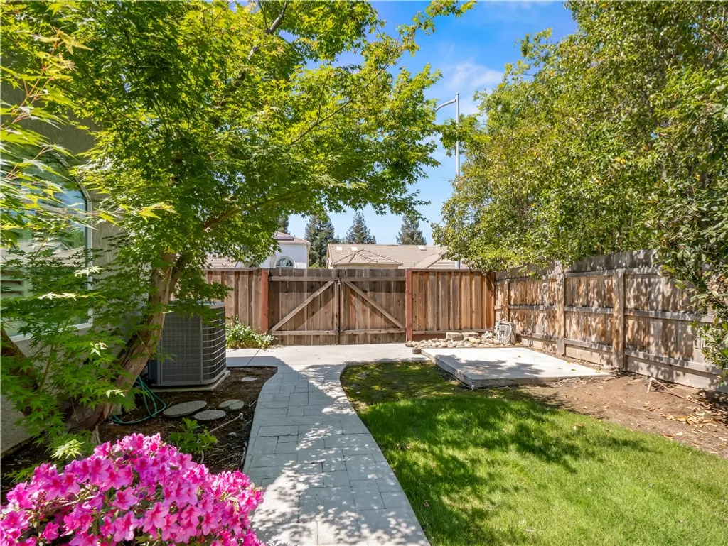 Additional image 46 of 1582 E Revere Rd, Fresno, CA 93720