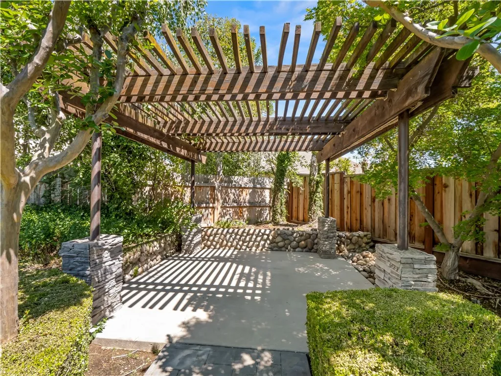Additional image 42 of 1582 E Revere Rd, Fresno, CA 93720