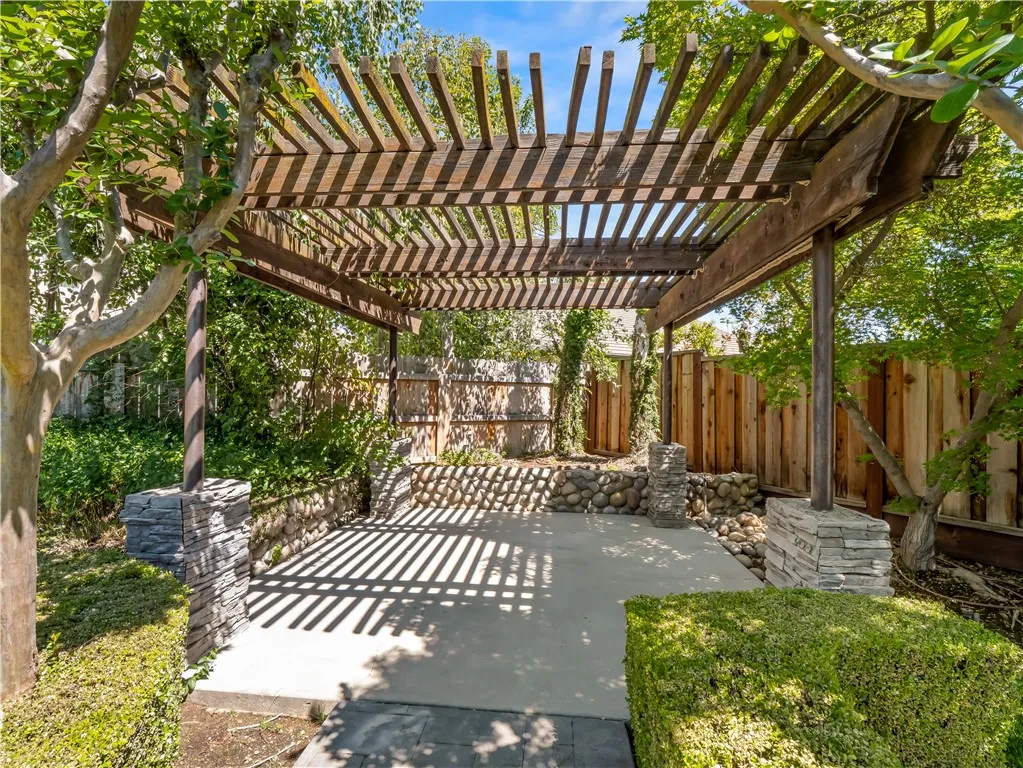 Additional image 90 of 1582 E Revere Rd, Fresno, CA 93720