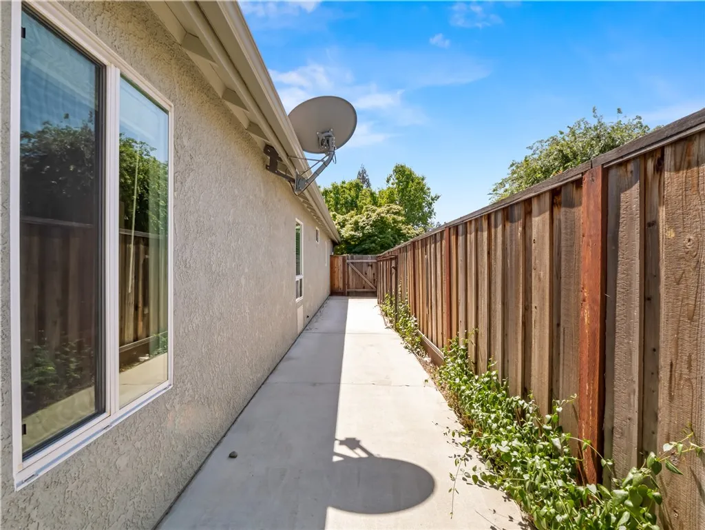 Additional image 47 of 1582 E Revere Rd, Fresno, CA 93720