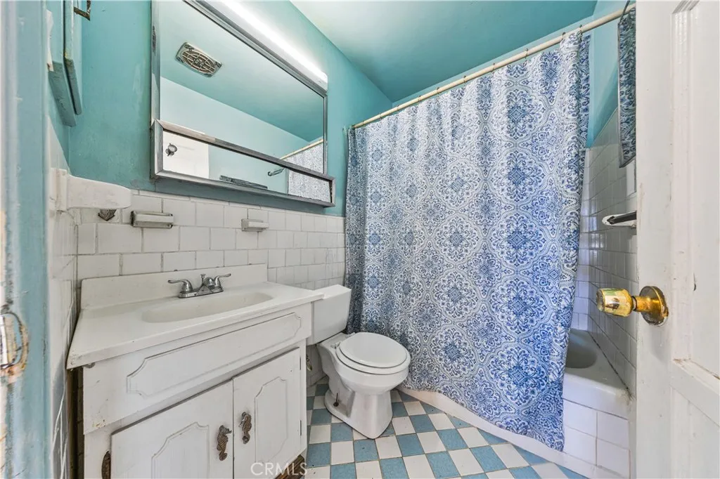 Additional image 70 of 3729 Easy Ave, Long Beach, CA 90810