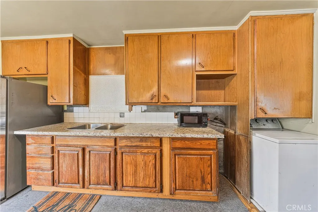 Additional image 25 of 3729 Easy Ave, Long Beach, CA 90810