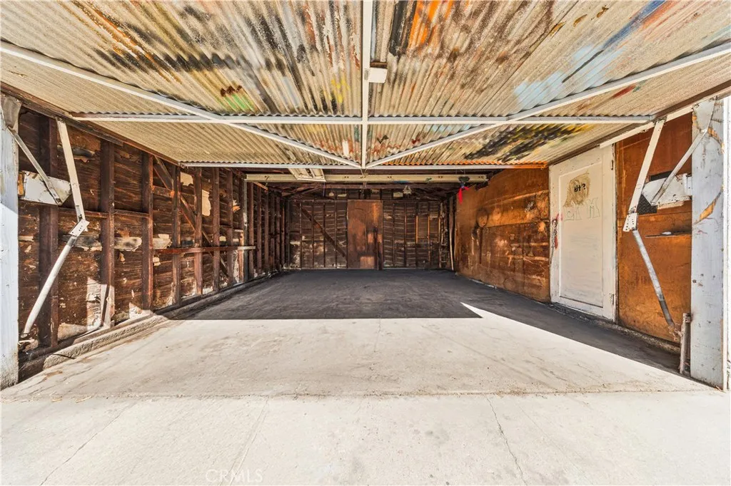 3729 Easy Ave, Long Beach, CA 90810