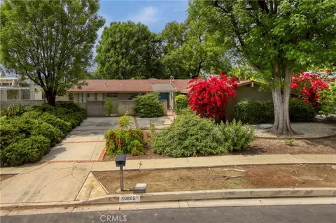 10805 Chimineas Avenue, Porter Ranch, CA MLS: SR25070087