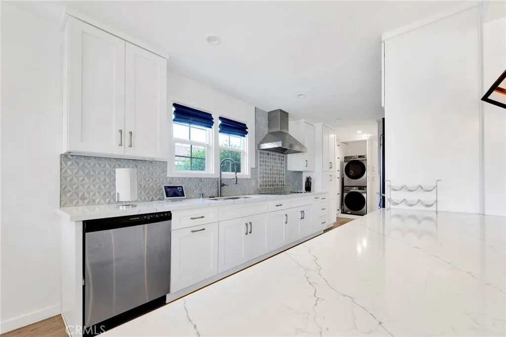 Additional image 9 of 2149 Cullivan Street, Los Angeles, CA 90047