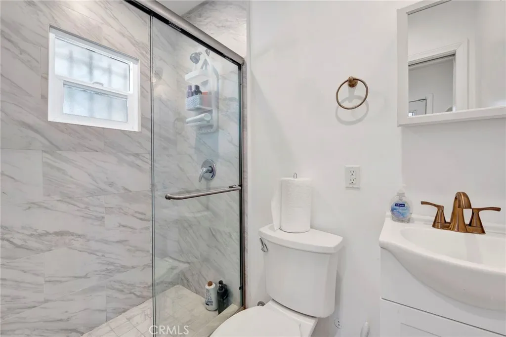 Additional image 13 of 2149 Cullivan Street, Los Angeles, CA 90047